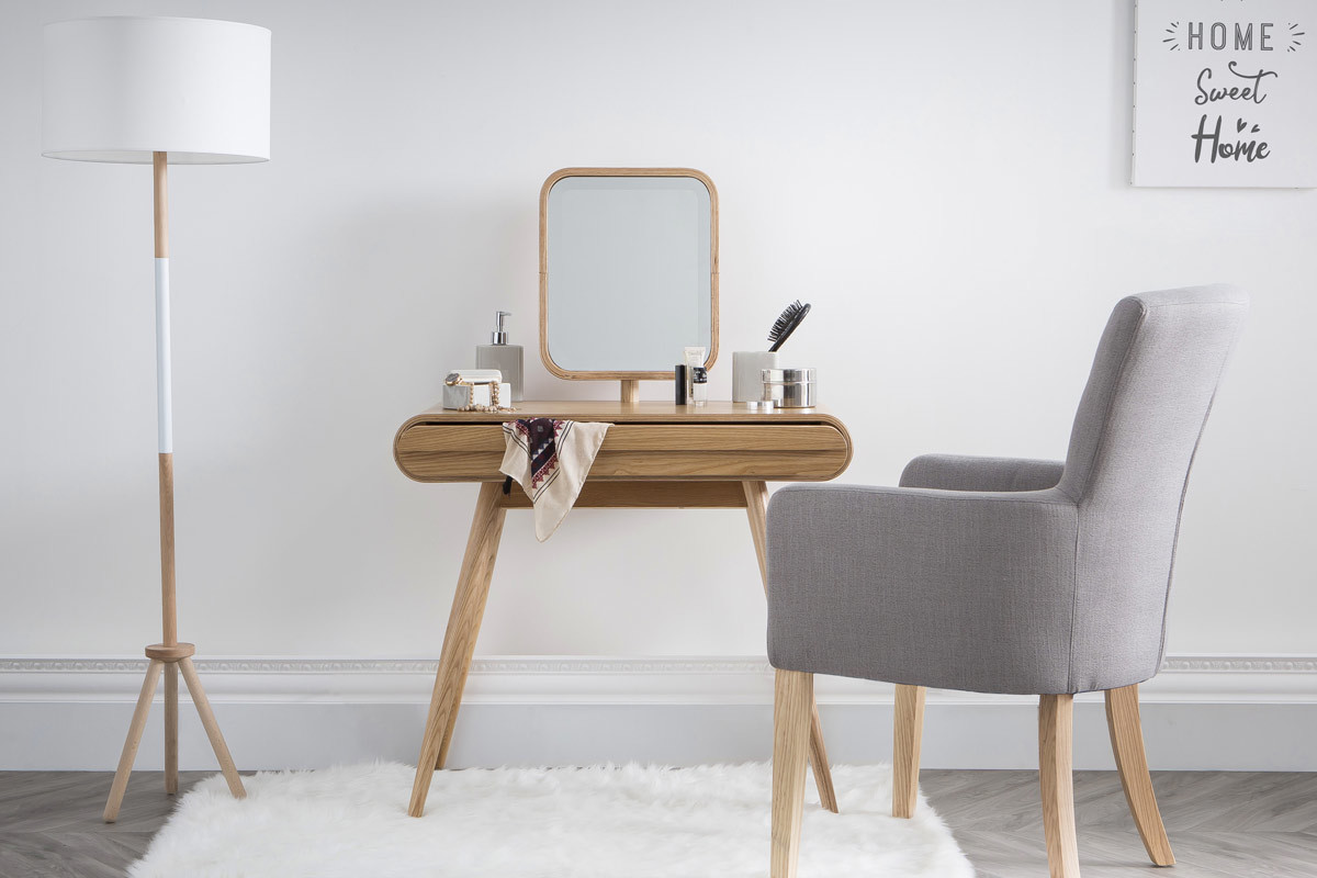 Piantana design con treppiede in legno Bianco ELIOT