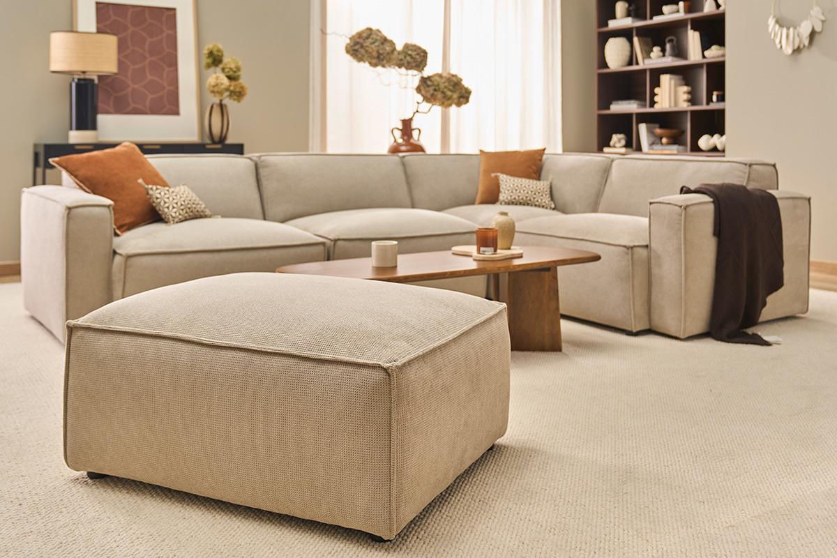 Poggiapiedi in tessuto ciniglia testurato beige SPLIT