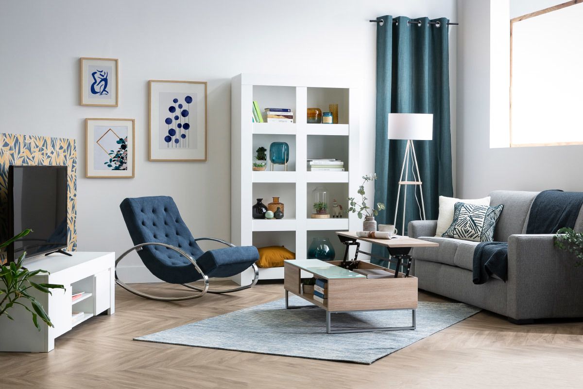 Poltrona a dondolo design blu CHESTY