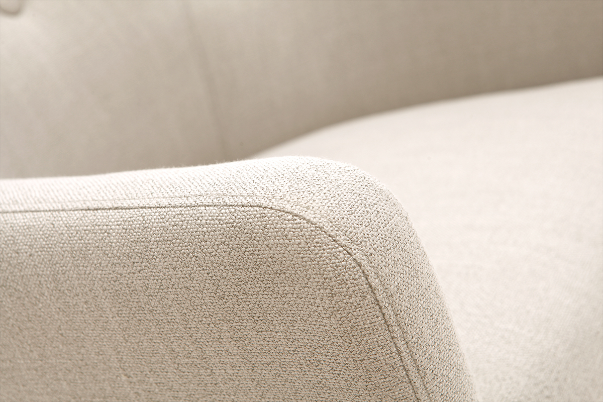 Poltrona classica, in tessuto, colore: naturale, con piedi in legno chiaro, modello: LAZARRE