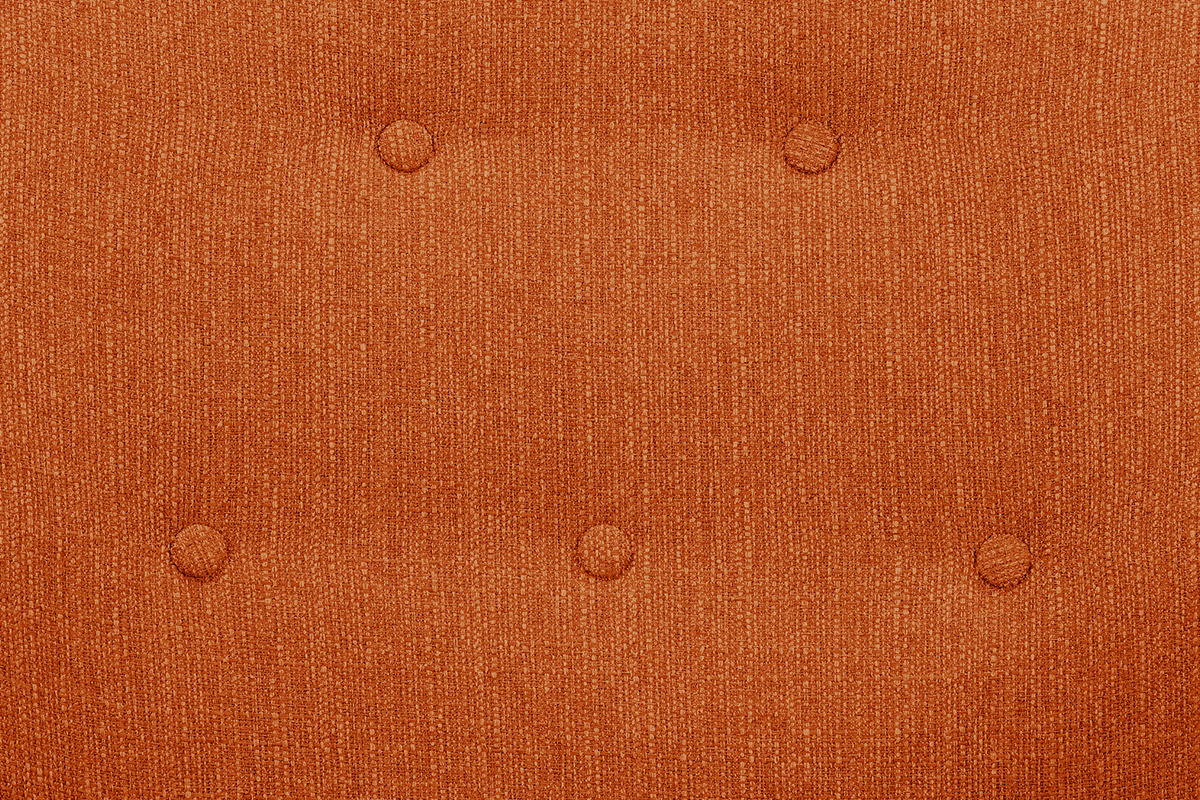 Poltrona design in tessuto arancione e piedi in legno chiaro OLAF