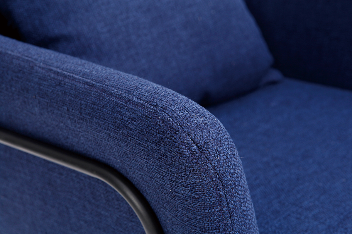 Poltrona design in tessuto blu scuro e struttura in metallo nero modello MONROE