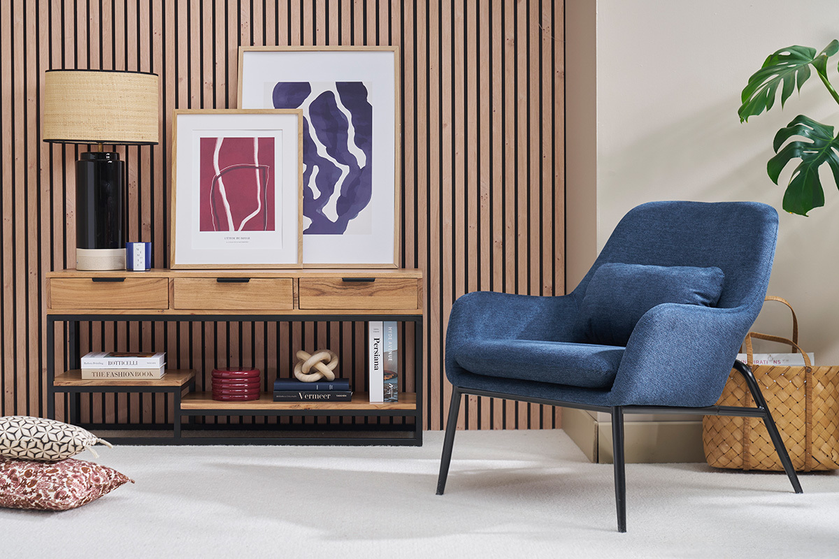 Poltrona design in tessuto effetto velluto testurizzato blu scuro e metallo nero MAXINE