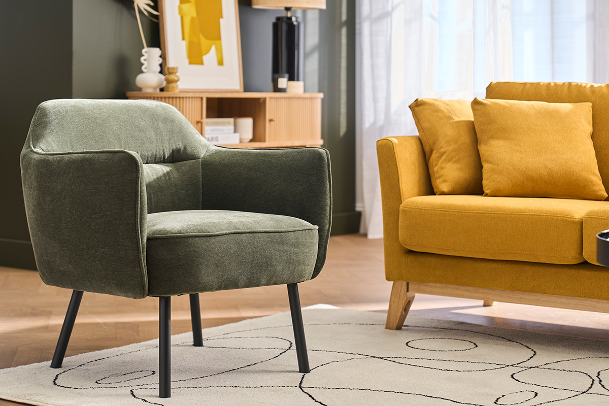 Poltrona design in tessuto effetto velluto verde kaki e metallo nero LAURENS