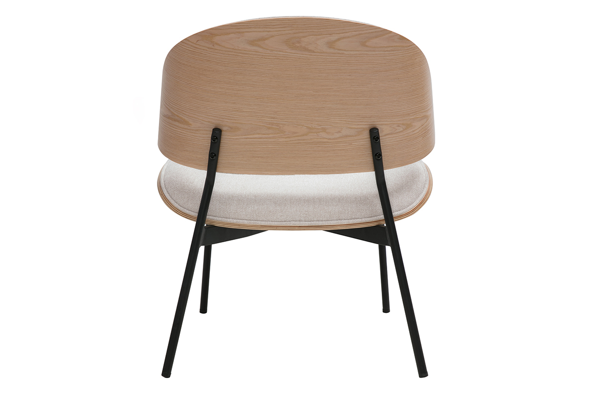 Poltrona FABULO vista da dietro, schienale in legno chiaro, seduta beige, piedi in metallo nero.