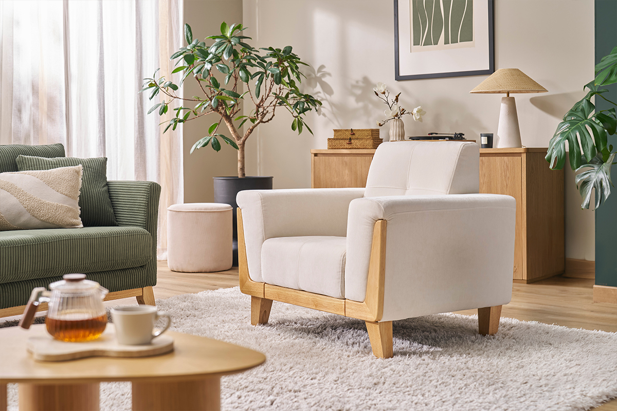 Poltrona scandinava bianca piedi in legno FJORD