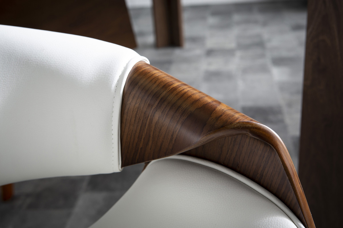 Poltrona scandinava bianco e legno scuro ARAMIS