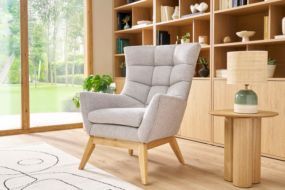 Poltrona scandinava grigio chiaro e legno BRODY