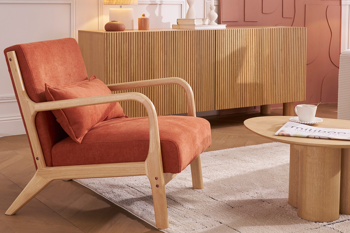 Poltrona scandinava in tessuto effetto velluto color bruciato e legno massello chiaro DERRY