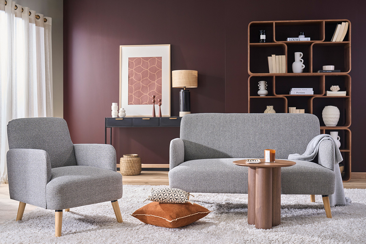 Poltrona scandinava in tessuto verde menta e legno chiaro ISKO