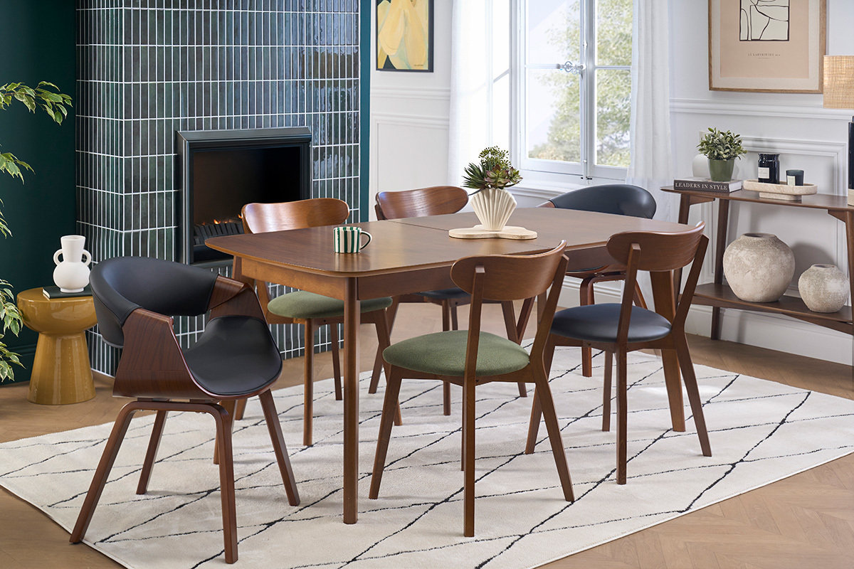 Poltrona scandinava nero e legno scuro ARAMIS