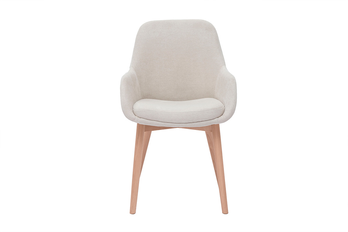 Poltrona scandinava in tessuto beige, vista frontale, gambe in legno chiaro.