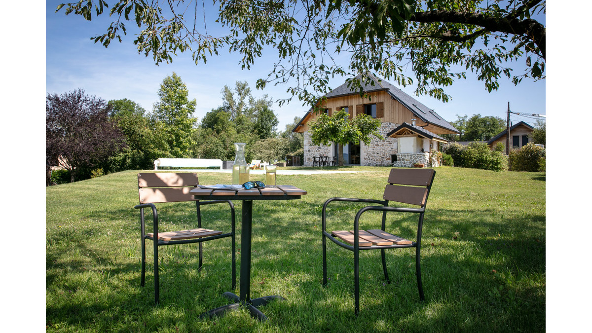 Salotto da giardino con tavolo bistrot e 2 sedie nere e legno PUB