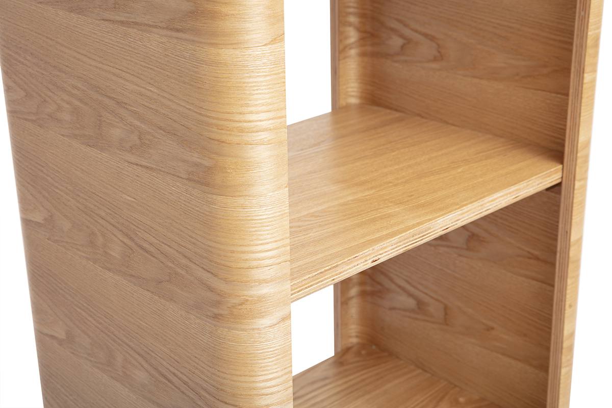 Mensola in legno chiaro frassino L46 cm NAHIA, vista ravvicinata delle mensole e dei piedini arrotondati.