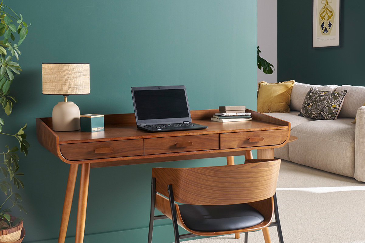 Scrivania vintage in legno noce HALLEN