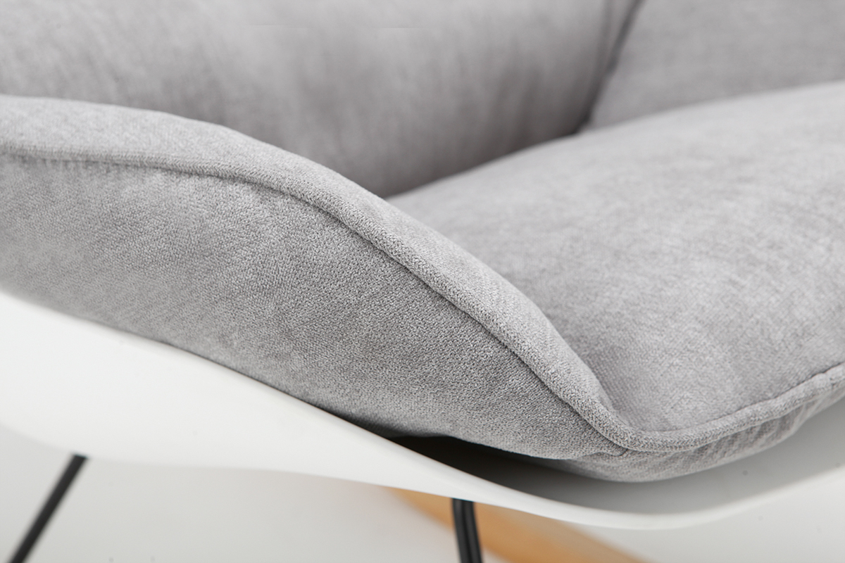 Sedia a dondolo design con scocca di colore: Bianco e tessuto di colore: Grigio KOKON