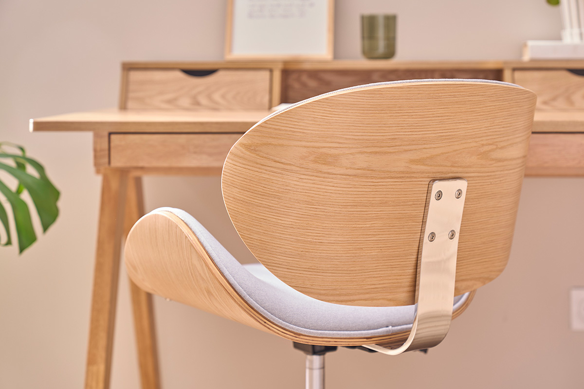 Sedia da ufficio con ruote design in tessuto grigio chiaro, legno chiaro e acciaio cromato WALNUT