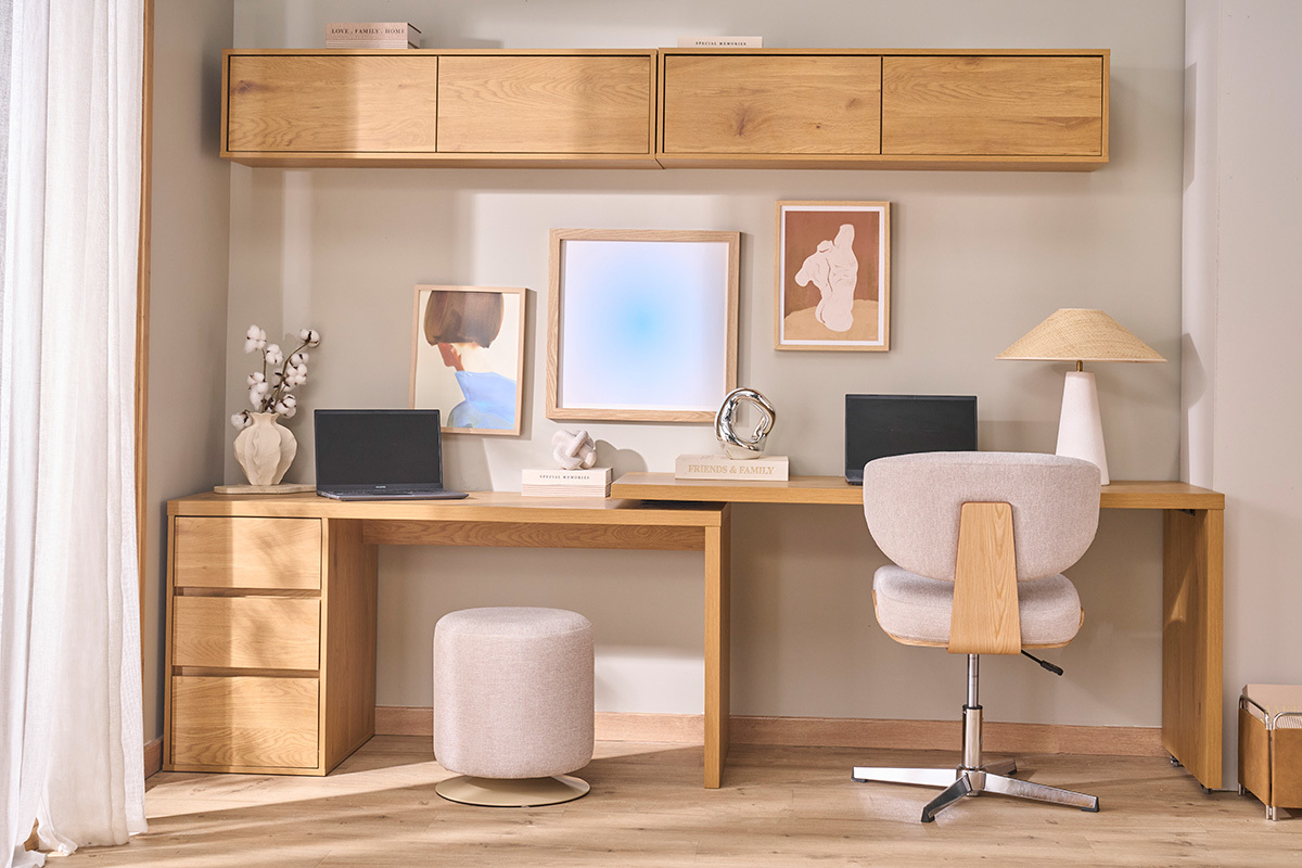 Sedia da ufficio in tessuto effetto velluto beige testurizzato e legno chiaro quercia HANZ