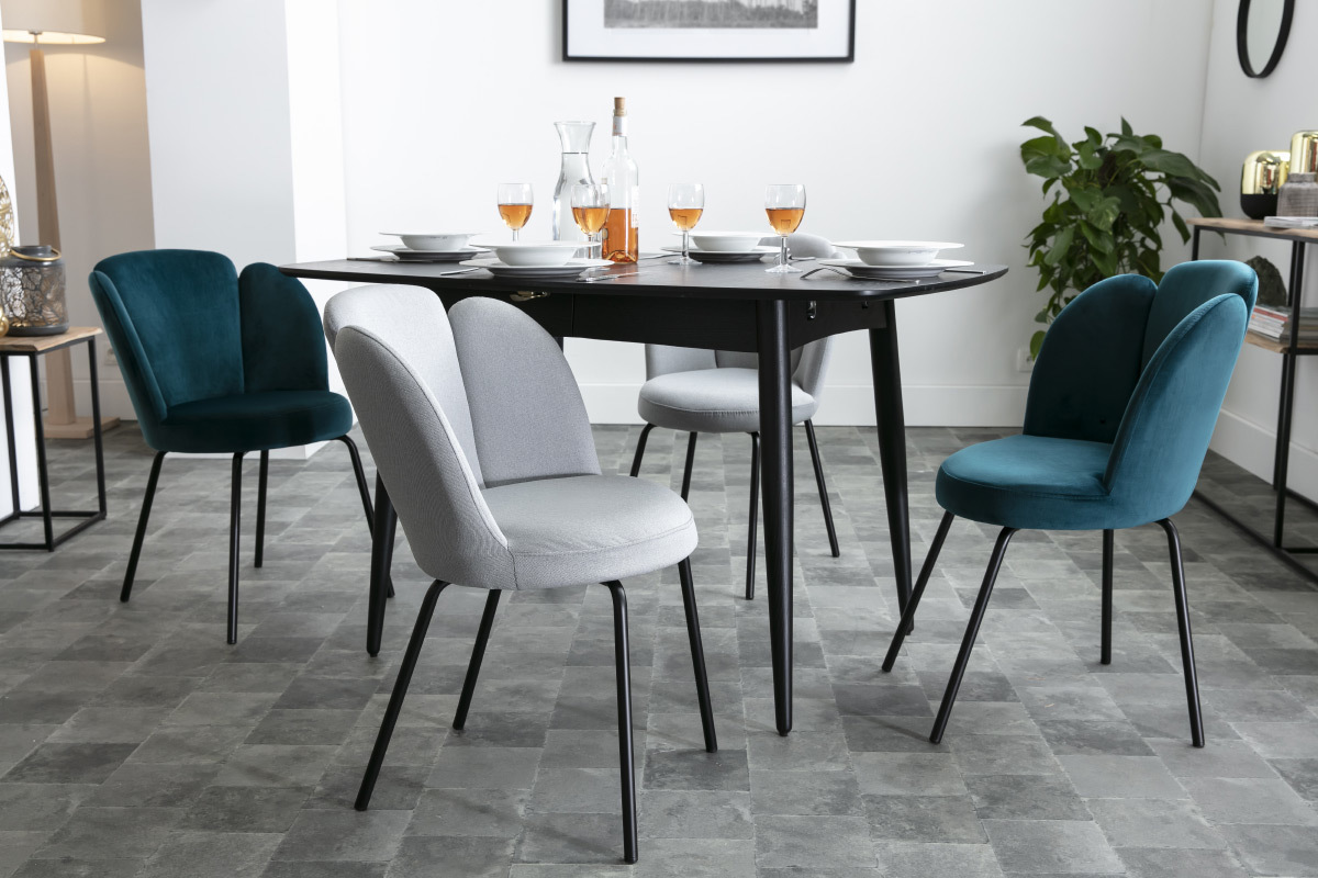Sedia design in tessuto grigio chiaro FLOS