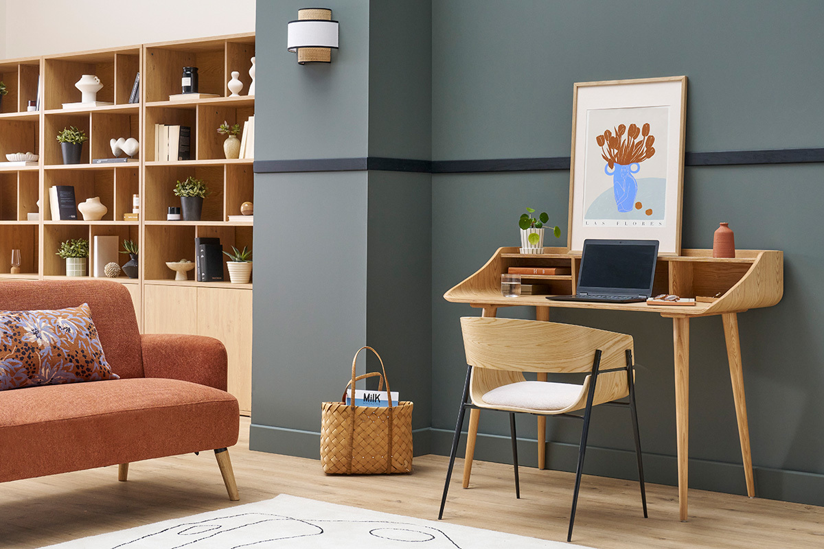 Sedia design nero e legno scuro WESS