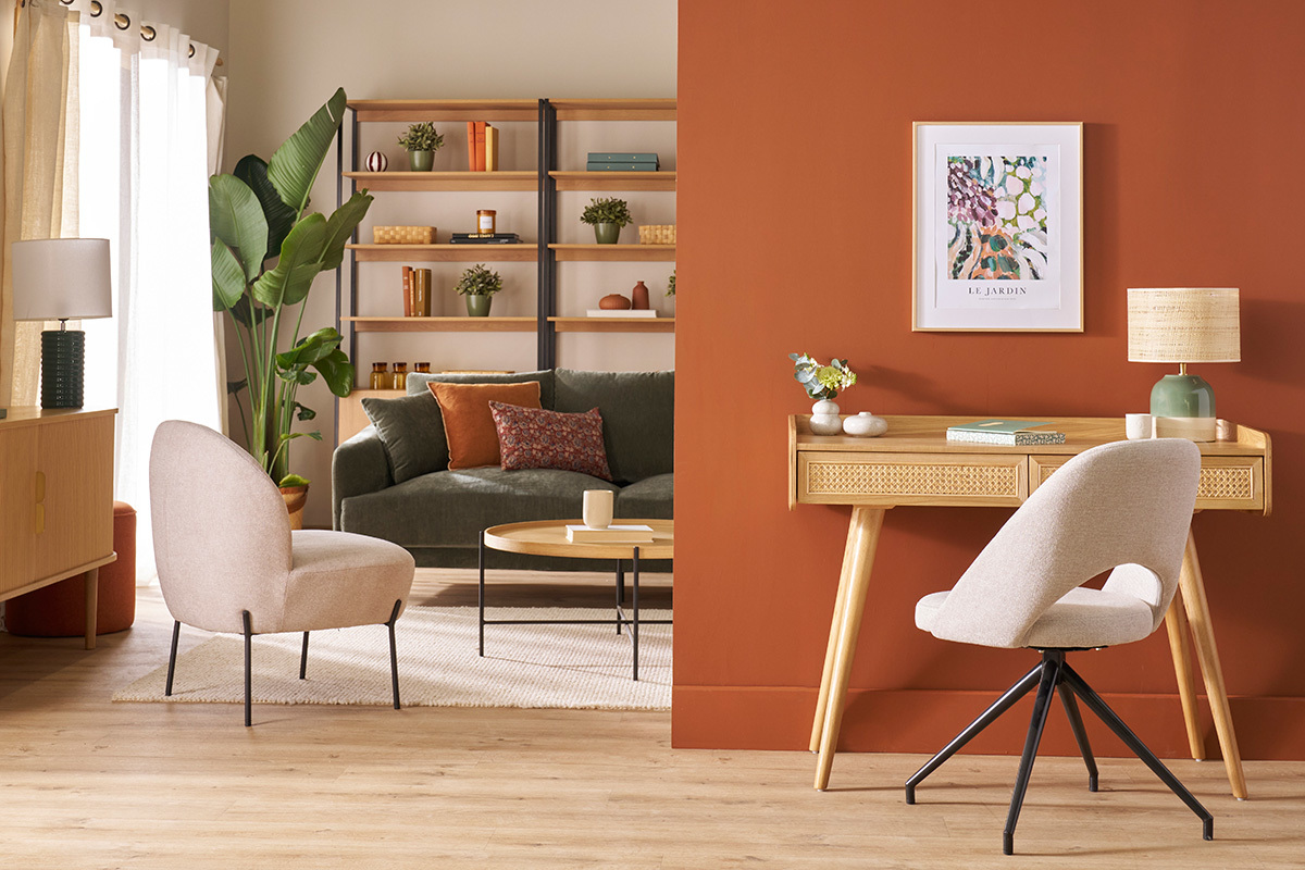 Sedia girevole 360� in tessuto effetto velluto testurizzato beige e metallo nero COSETTE