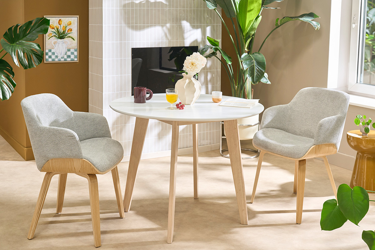 Sedia in tessuto di ciniglia grigio e legno chiaro EARL