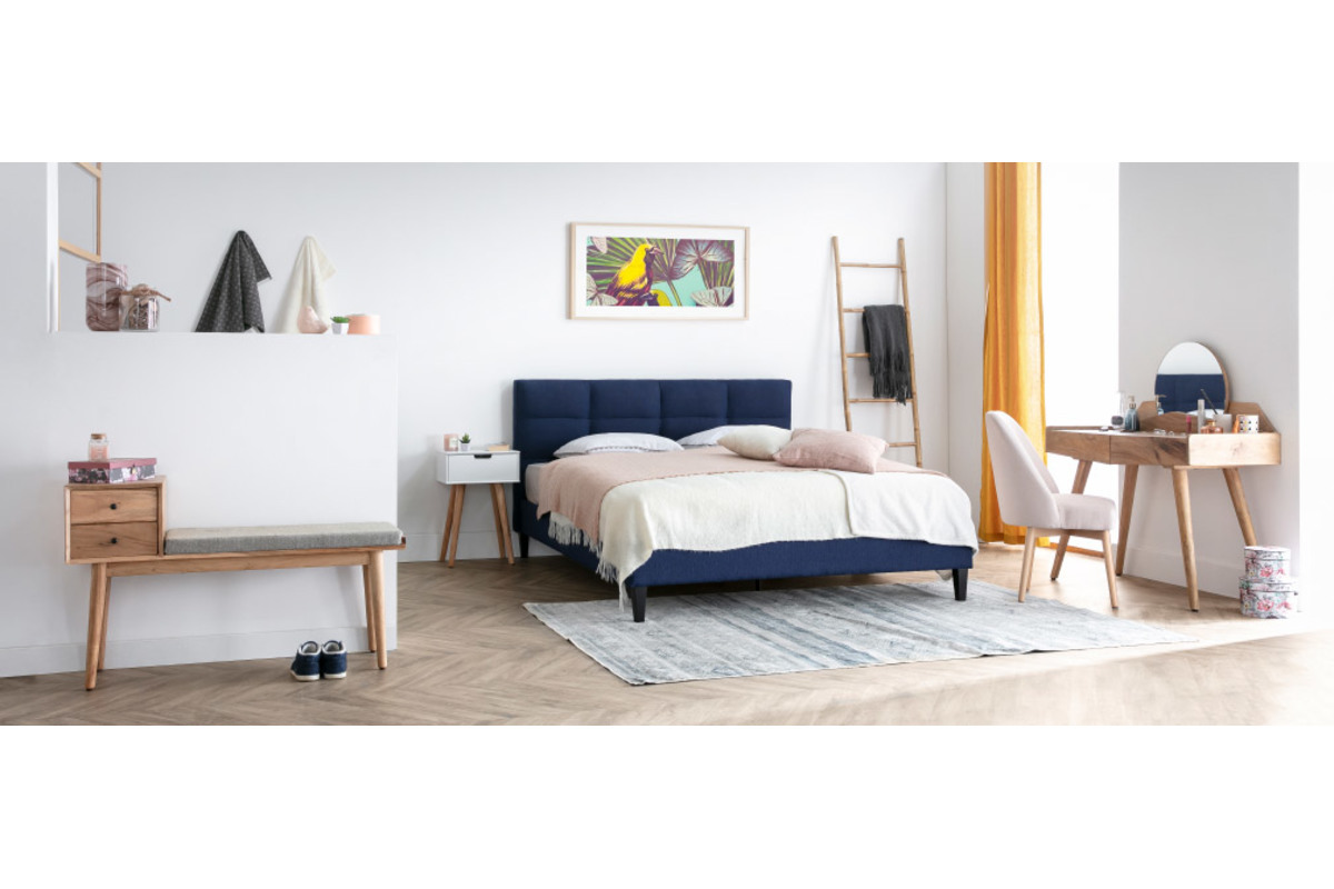 Sedia scandinava tessuto rosa LIV