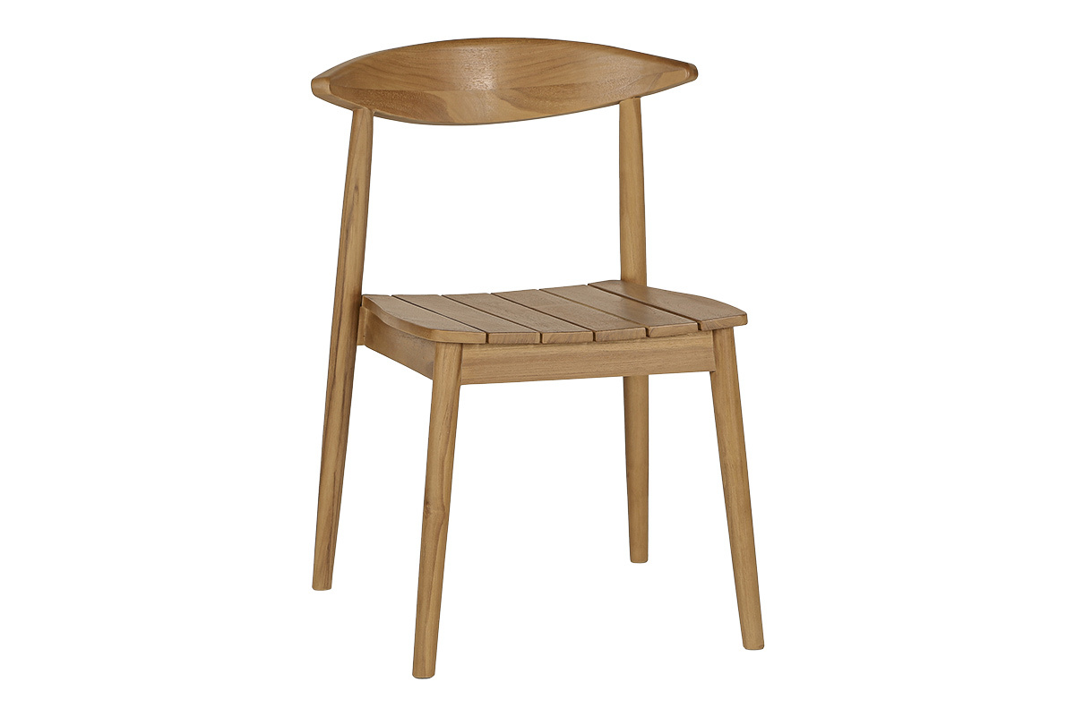 Sedia da giardino impilabile in teak massiccio, vista a 3/4, con design essenziale e finiture naturali.