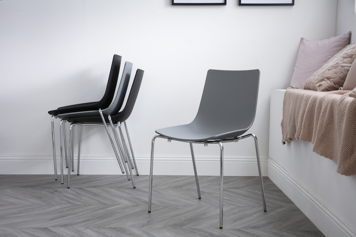 Sedie design Grigio impilabili con piedi in metallo lotto di 2 CELEBRATION