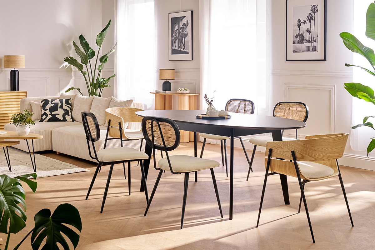 Sedie design in tessuto effetto lana boucl bianco crema, metallo nero e motivo a intreccio rattan naturale (set di 2) TOLMA