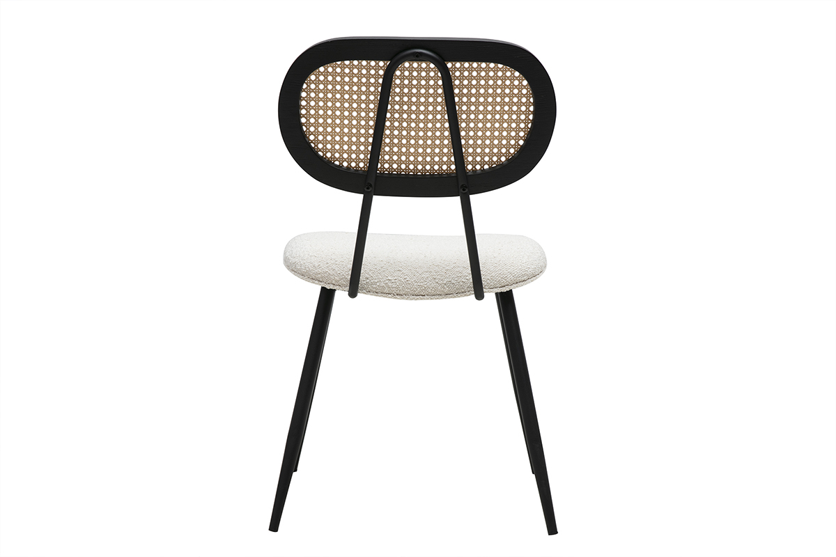 Sedia Swann vista da dietro con schienale in rattan e seduta in tessuto boucl�, struttura in metallo nero.