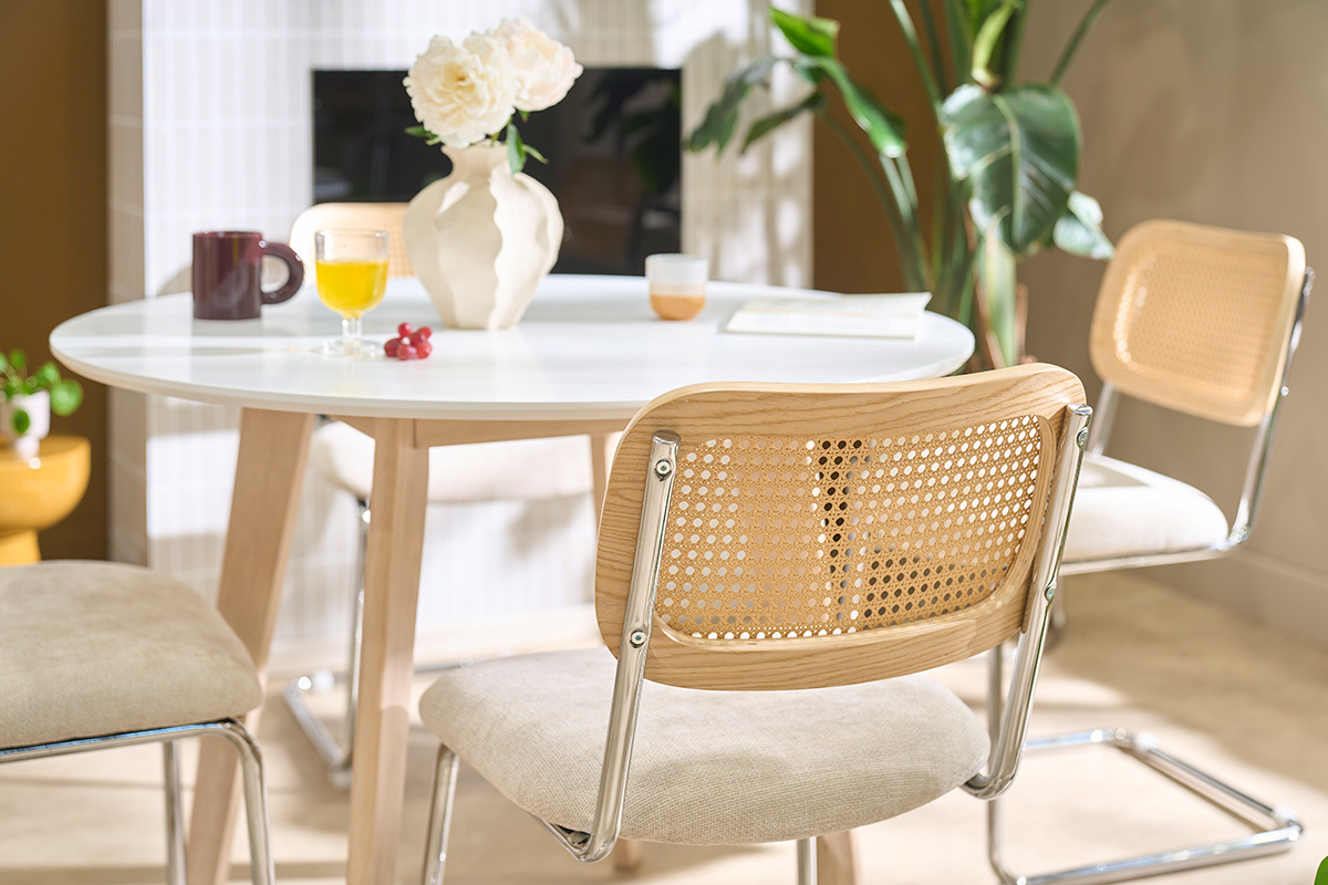 Sedie design in tessuto effetto velluto testurizzato beige, metallo cromato e rattan intrecciato (set di 2) ELECTRA
