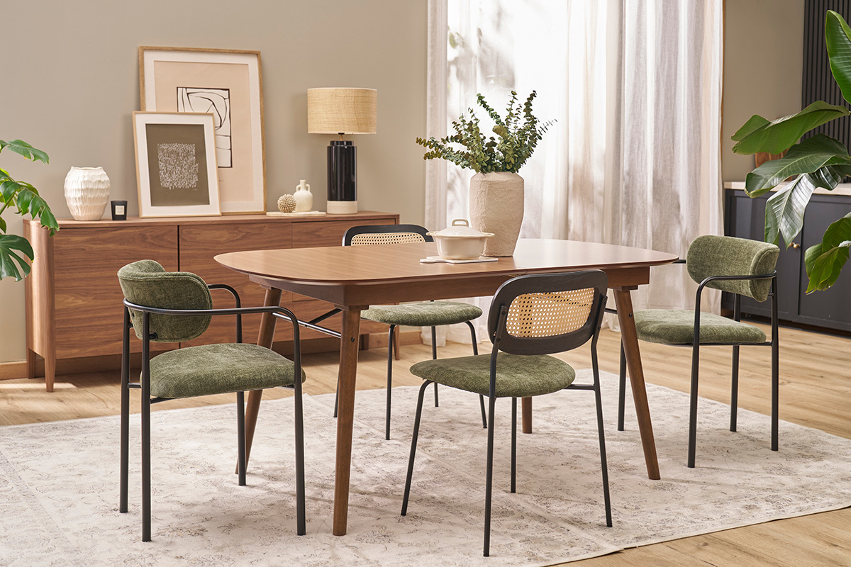 Sedie design in tessuto effetto velluto testurizzato verde kaki, metallo nero e intreccio di rattan (set di 2) MIRANDA