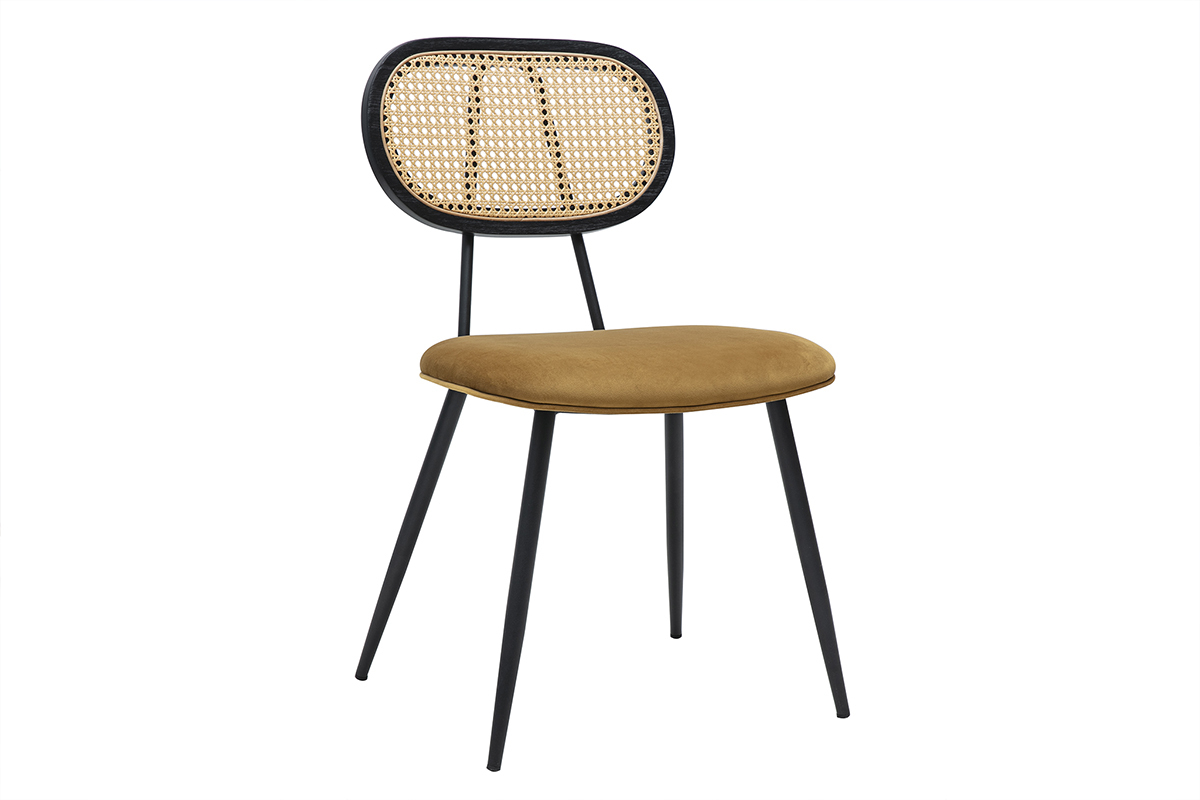 Sedia design in velluto bronzo con schienale in rattan e struttura metallica nera, vista da 3/4.
