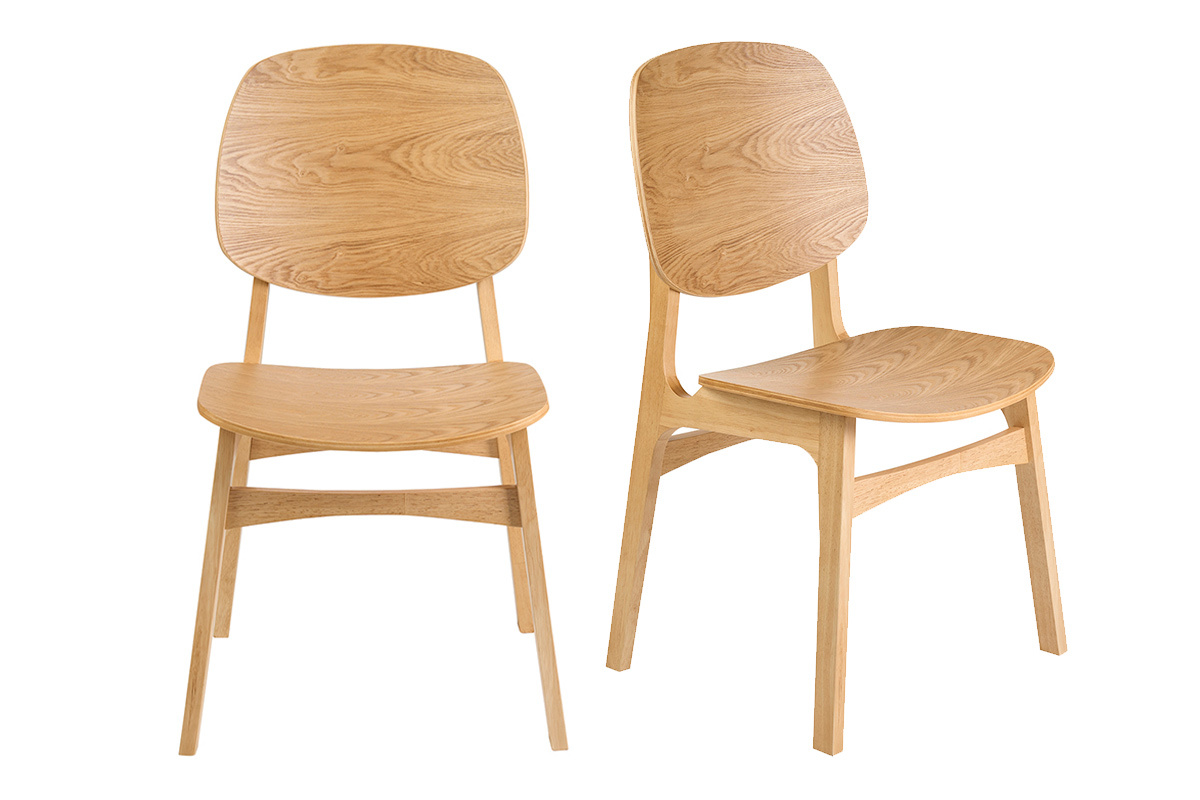 Set di 2 sedie in legno chiaro di frassino con design scandinavo, vista frontale.