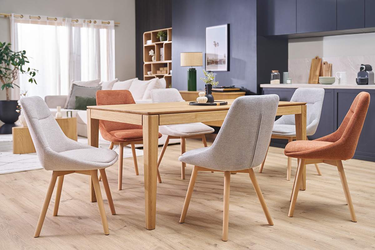 Sedie in tessuto effetto velluto testurizzato beige e legno chiaro (set di 2) ALESS