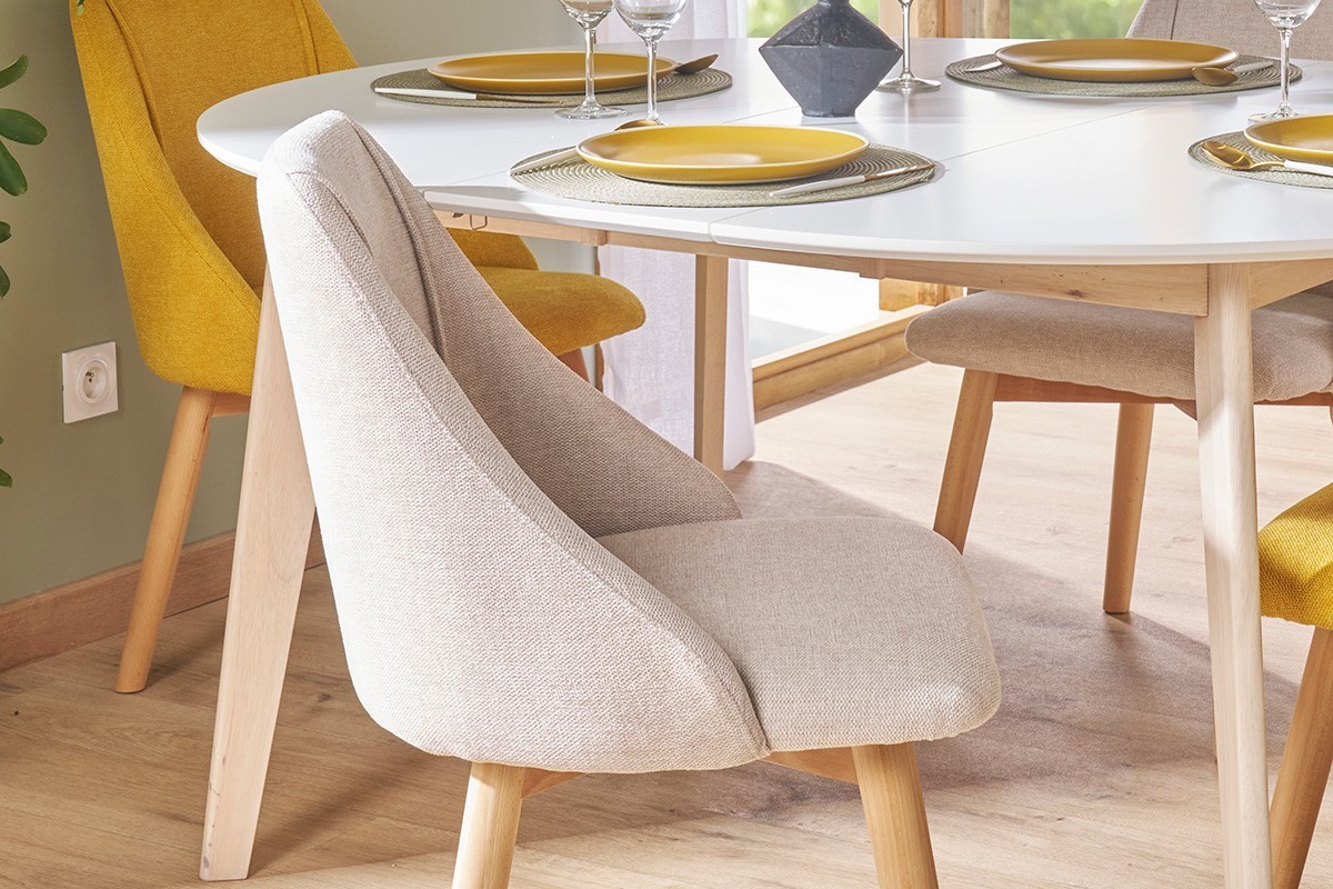 Sedie in tessuto effetto velluto testurizzato beige e legno chiaro (set di 2) HIGGINS