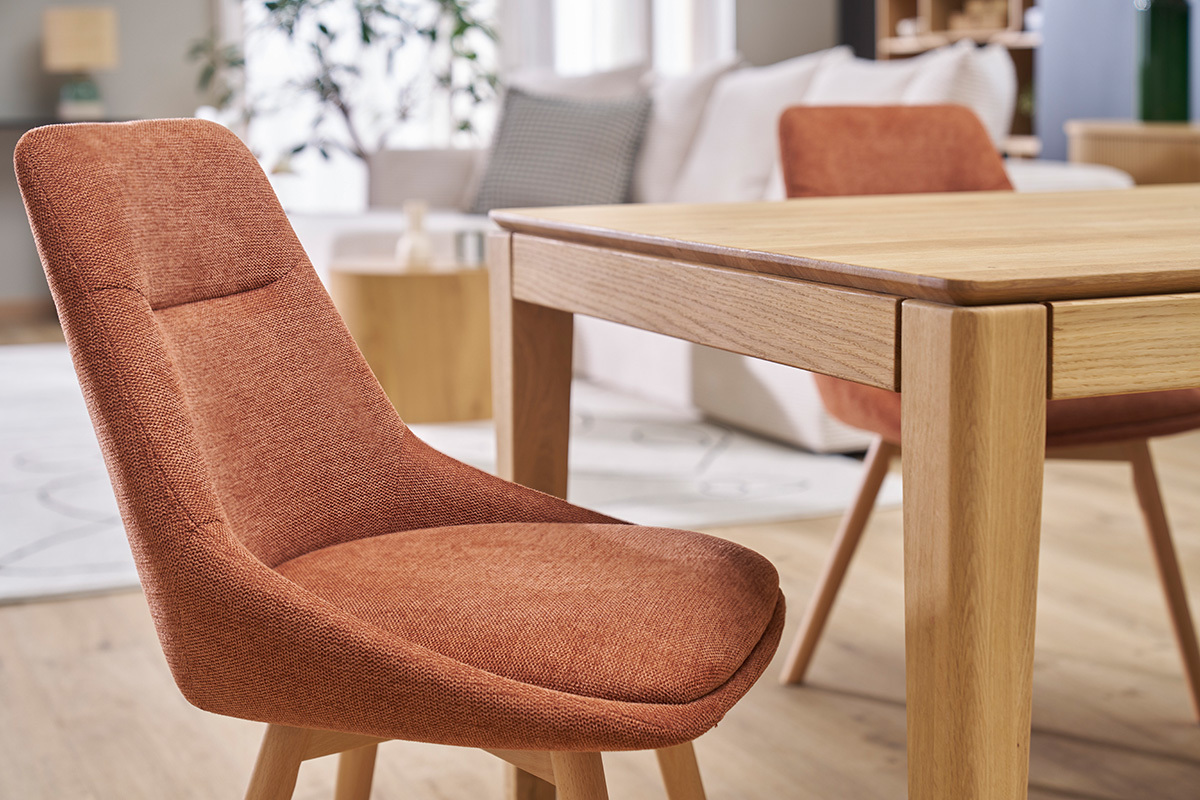 Sedie in tessuto effetto velluto testurizzato terra bruciata e legno chiaro (set di 2) ALESS