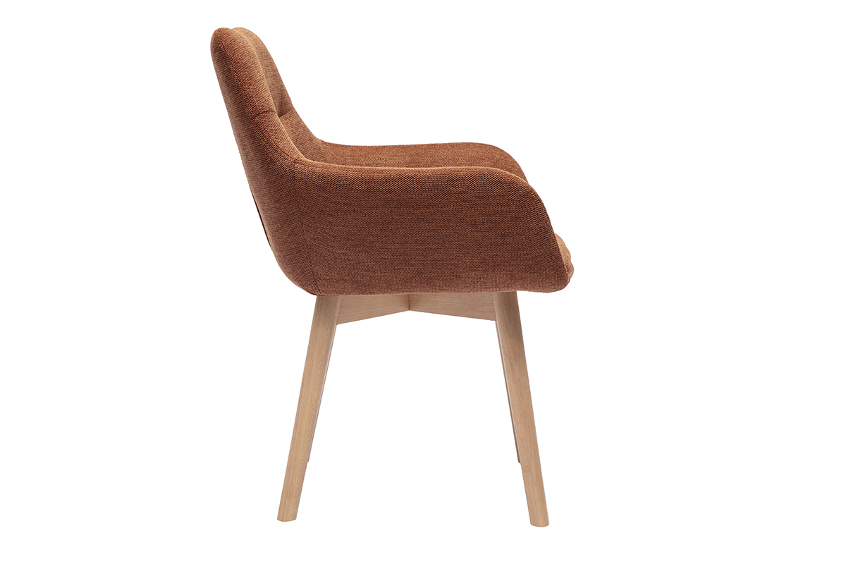 Sedia ALESS in velluto terra bruciata vista di profilo, gambe in legno chiaro.