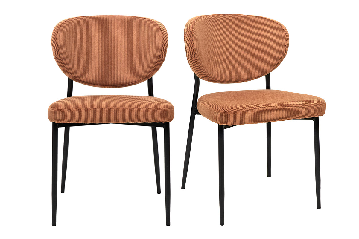 Due sedie BREKA in velluto a coste terra bruciata e metallo nero, vista frontale.