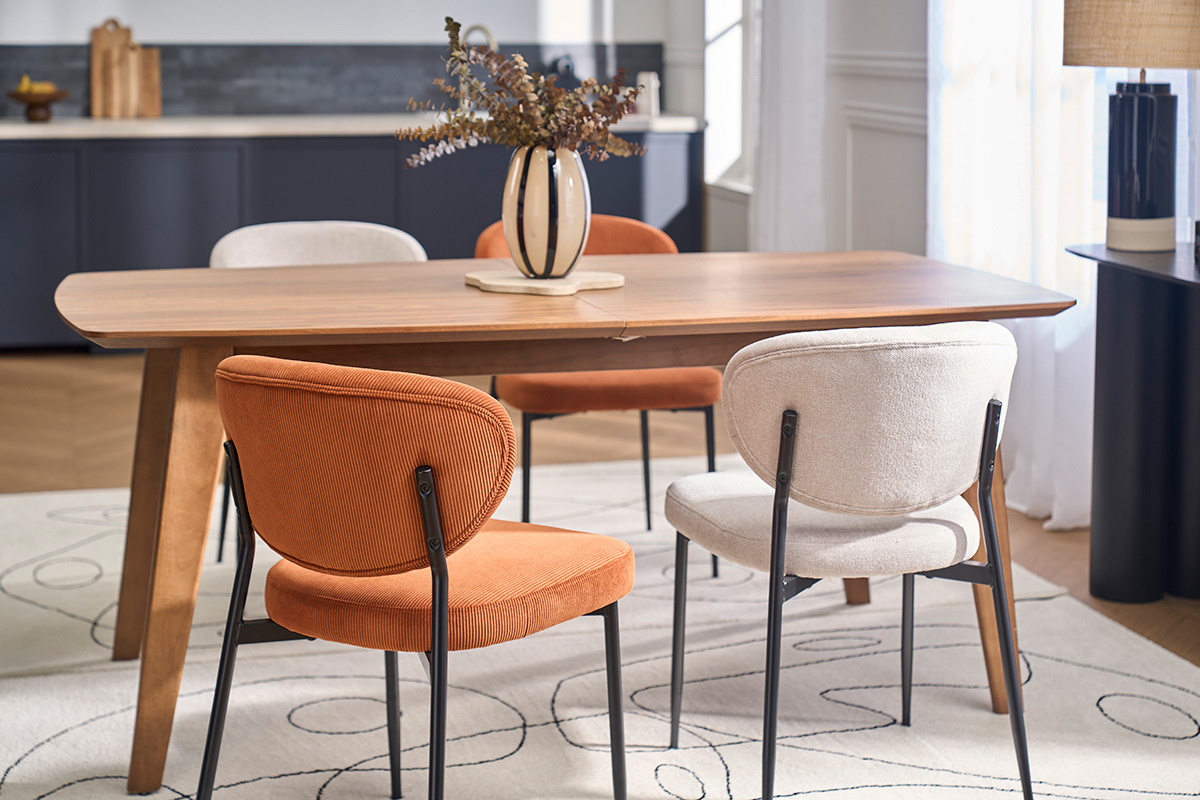 Sedie in velluto a coste color terra bruciata e metallo nero (set di 2) BREKA