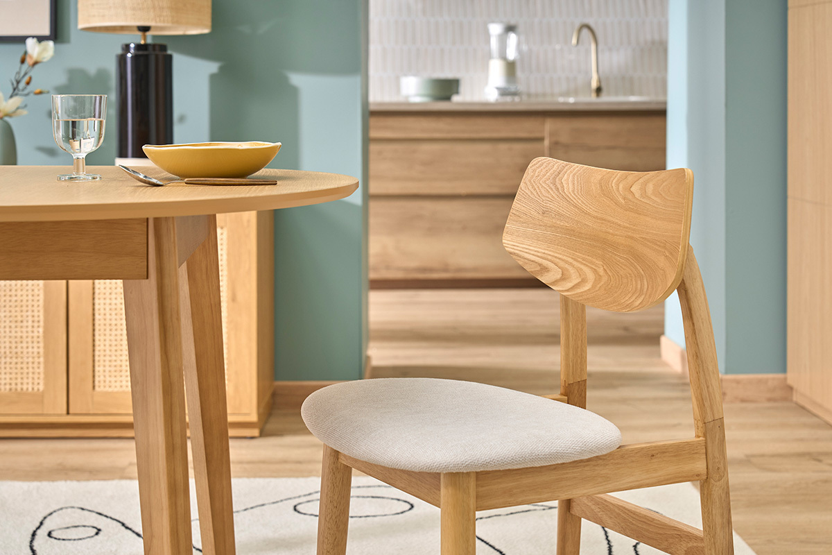 Sedie scandinave in legno chiaro e tessuto effetto velluto testurato beige (set di 2) ELION