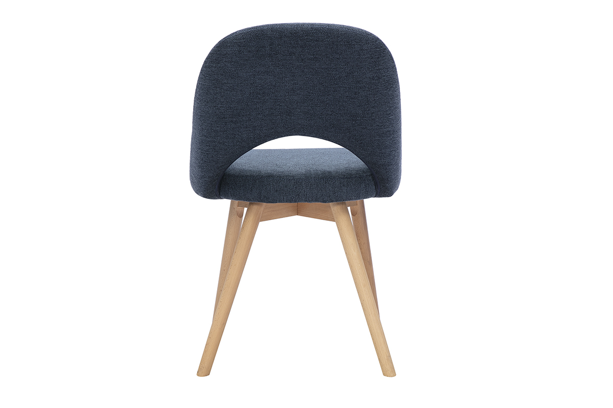 Sedia scandinava blu in tessuto velluto, vista posteriore, con base in legno chiaro.