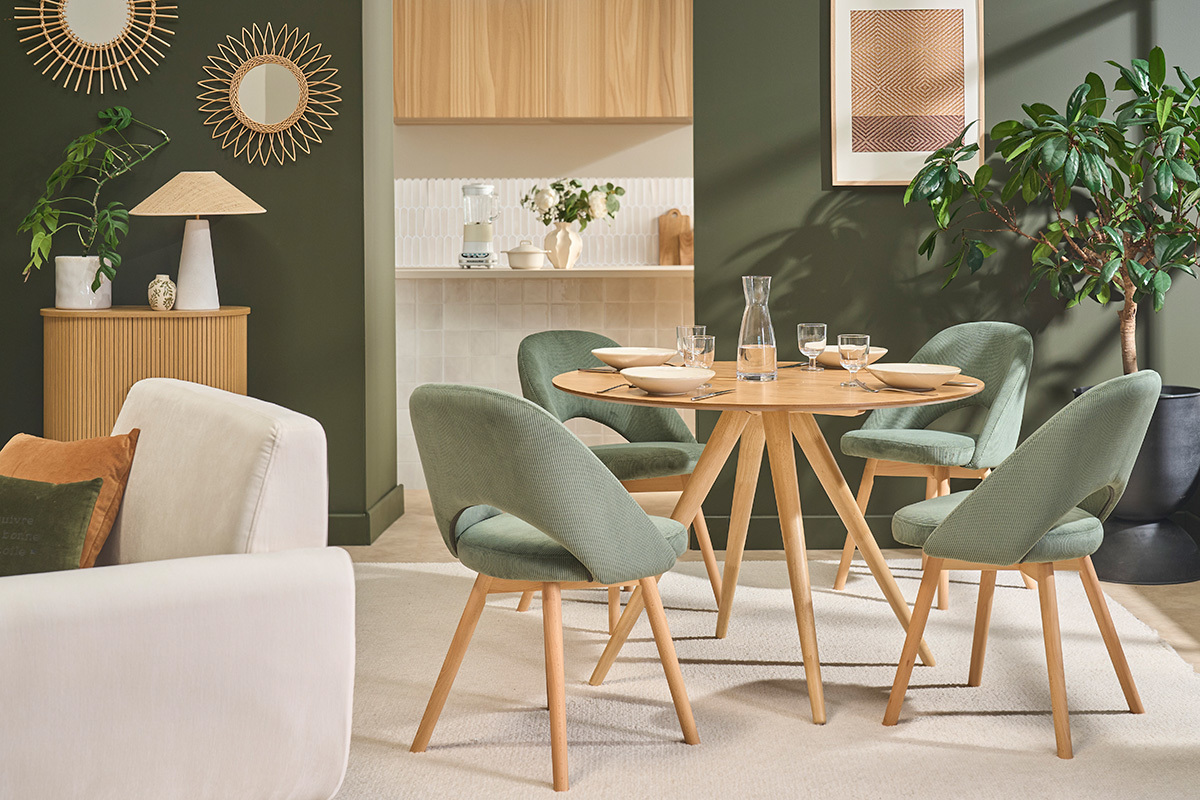 Sedie scandinave in tessuto velluto a coste verde cachi e legno chiaro (set di 2) COSETTE