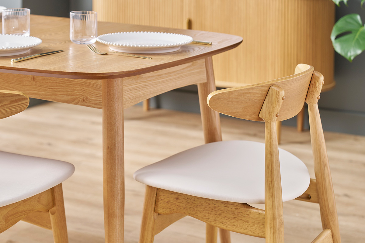 Set di 2 sedie in legno chiaro e bianco WALFORD