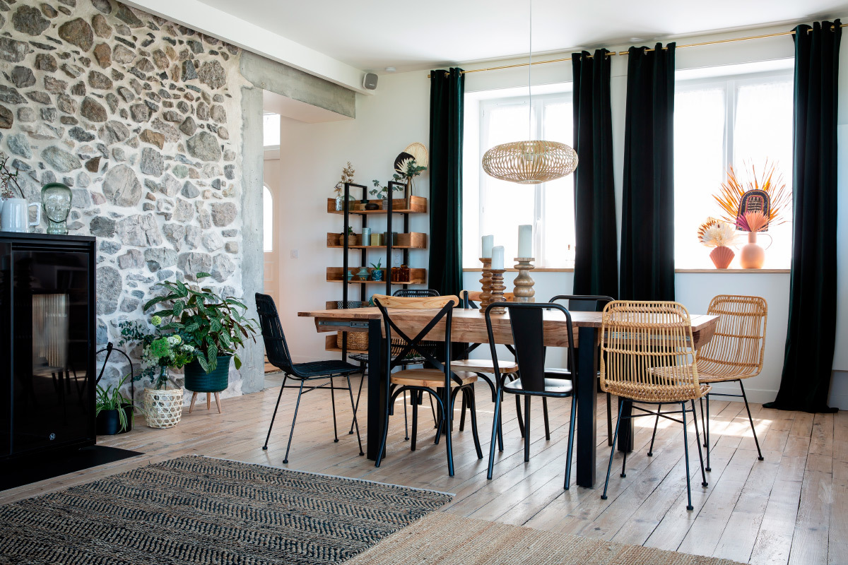Set di 2 sedie industriali in metallo nero e legno JAKE