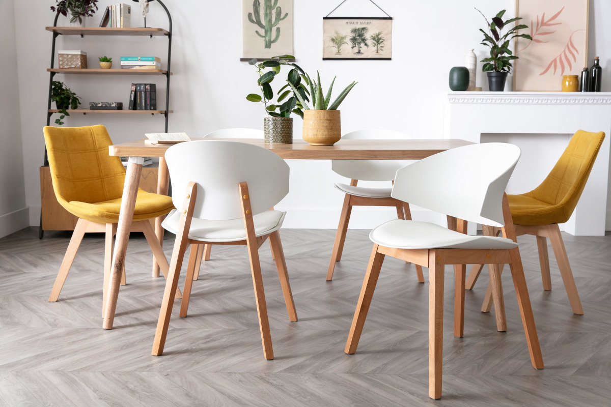 Set di 2 sedie scandinave bianche e legno chiaro BLOEM