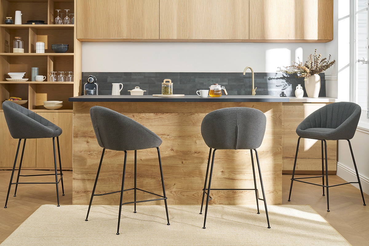 Set di 2 sgabelli da bar design tessuto grigio chiaro 65 cm SHERU