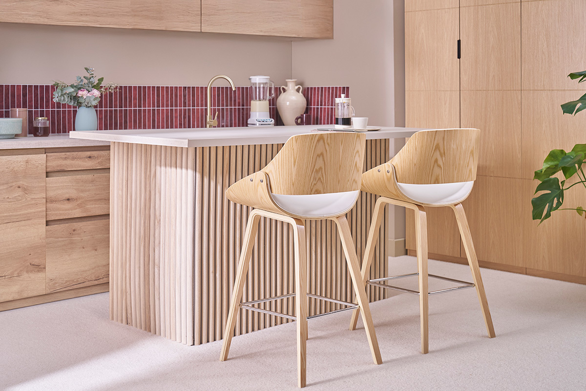 Sgabelli da bar design bianchi e legno chiaro H70 cm (set di 2) CLASH