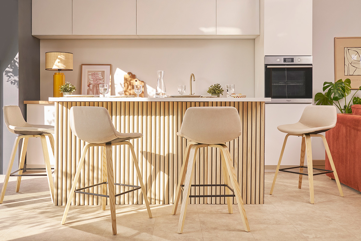 Sgabelli da bar design nero e noce H65 cm (set di 2) NONIE